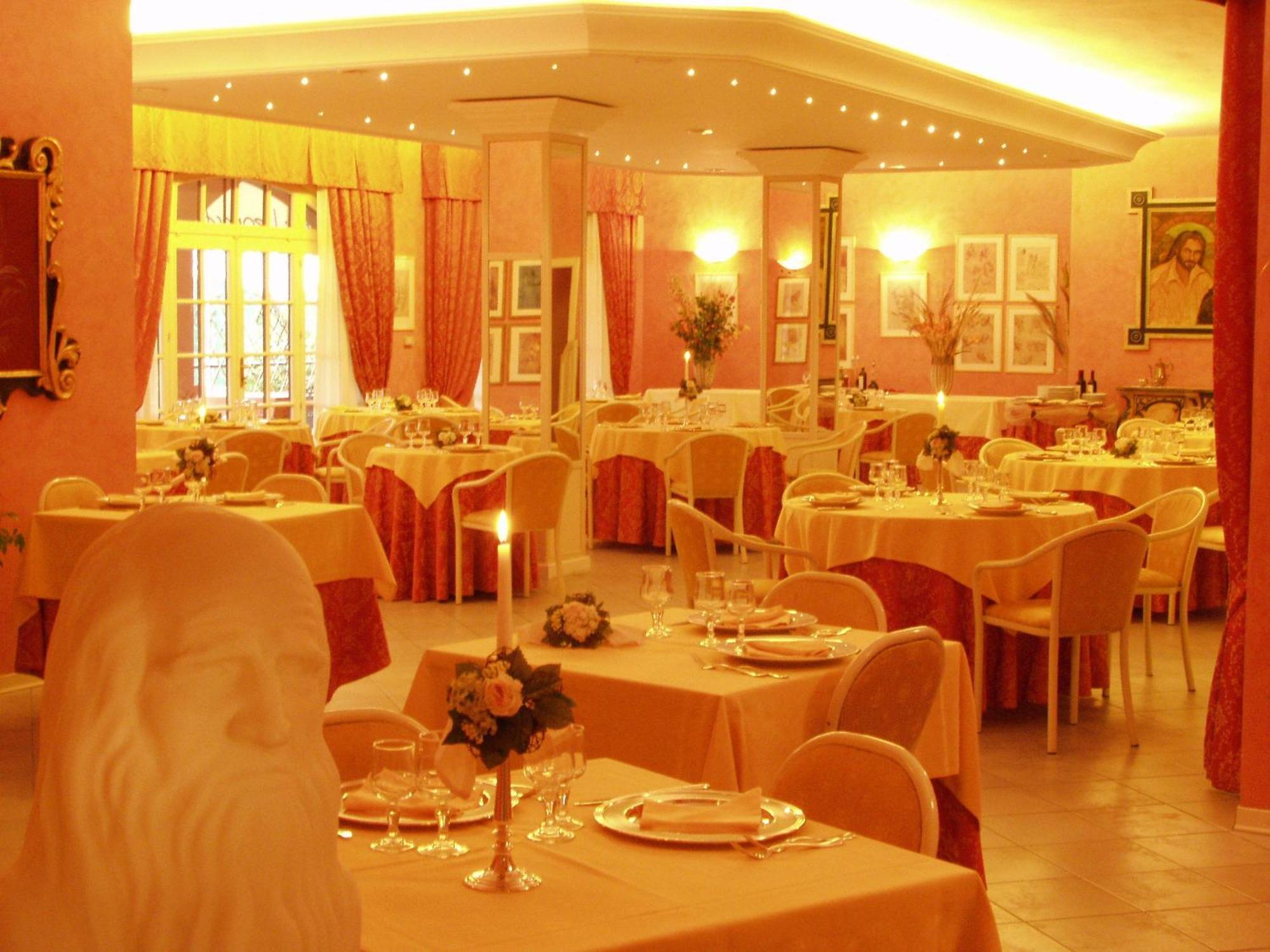 Hotel Villa Leri Monte Colombo Εξωτερικό φωτογραφία